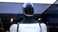 Мъск залага бъдещето на Tesla на роботи, не на автомобили