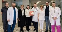 Посланикът на Северна Македония награди болница &bdquo;Пирогов&ldquo; за спасяването на пострадали при инцидента в Кочани
