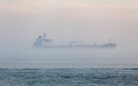 Гъста мъгла блокира движението на корабите през Босфора