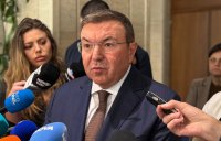 Ангелов: Виждаме сериозни знаци и намигания в много посоки (ВИДЕО)