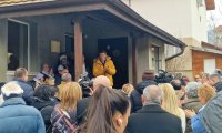 Кметове от цялата страна застанаха зад Самуил Попов след палежа на автомобила му в Бистрица (СНИМКИ)