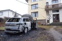 Петима задържани след палежа на автомобила на кмета на Бистрица (СНИМКИ)