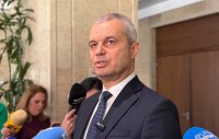 Костадинов: Потресаваща комбинация от мумии на прехода (ВИДЕО)