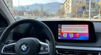 Apple интегрира водещи AI чатботове в CarPlay за по-умно шофиране