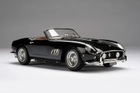 Ferrari от 1960 година счупи рекорди на търг в Париж (СНИМКИ)