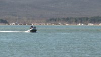 Трети ден продължава издирването на изчезналите рибари в Черно море