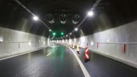 Свлачища, ремонти и затворени мостове затрудняват пътуването в Северна България