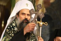 Патриарх Даниил ще отслужи богослужения в памет на българските патриарси Кирил и Неофит