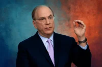 Шефът на BlackRock: Цената на петрола може да предизвика глобална рецесия, ако достигне 150 долара за барел