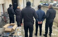 Полицията в Бургас разкри схема за купуване на гласове &ndash; майка и син в ареста