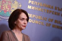 Надежда Нейнски: Европа търси общи решения за високите цени на горивата