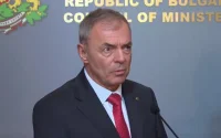 Министър Игнатов: Учителката, агитирала за ПП-ДБ в Угърчин, ще бъде уволнена