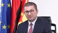 Мицкоски: Северна Македония няма да прави конституционни компромиси за българите