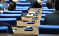 Липса на кворум спря разглеждането на споразумението с Украйна в парламента