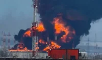 Огнен ад в Русия: Пожар избухна в голям нефтoхимически завод (ВИДЕО)