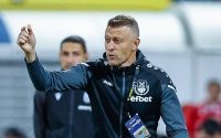 Миньор Перник се раздели с Владимир Манчев
