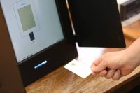 Подготовка за изборите: транспортират машините за гласуване