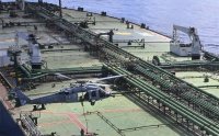 Военна операция на САЩ: Танкер с ирански петрол бе спрян в Индийския океан (ВИДЕО)