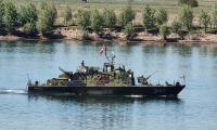Военни кораби бяха забелязани по Дунав в района на Видин