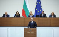 Новият премиер Румен Радев обеща край на експериментите с публичните финанси