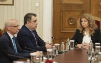 От ПП се обявиха за стабилно управление на публичните финанси по време на консултациите (ВИДЕО)