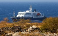 Канарските острови спряха достъпа на кораба с огнище на хантавирус до бреговете си