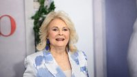 Кандис Бъргън на 80: Легендата от &bdquo;Мърфи Браун&ldquo; впечатли с визия и отношение към възрастта