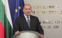 Румен Радев назначи шестима заместник-министри в три ведомства