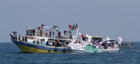Израел депортира двамата задържани активисти от флотилията за Газа