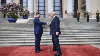 Приключи разговорът между Си Дзинпин и Доналд Тръмп