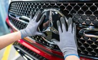 Автомобилен гигант влиза в отбраната? Mercedes отваря врата към нов сектор