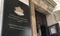 МОН представи нови промени в обучението на ученици
