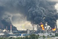 Дронове удариха московската рафинерия, Русия атакува Киев с ракети