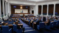 Депутатите ще гласуват нов дълг от 3,8 млрд. евро