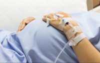 Съмнения за лекарска грешка: Млада майка почина след раждане в Сливен