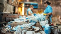 Едва 17% от отпадъците у нас преминават през рециклиране
