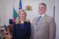 Михаела Доцова: Включването на България в Програмата на САЩ за безвизови пътувания е национален приоритет