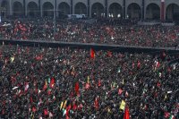Моджтаба Хаменей не се появи на поклонението на баща си