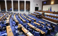 Парламентарните комисии се пренареждат &ndash; ето кои депутати сменят постовете си