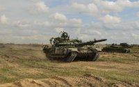 Заплаха за украинските дронове: Русия изпрати нов мощен танк на фронта (СНИМКИ)