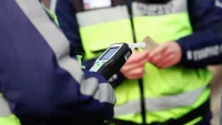 Шокираща наглост на пътя: Шофьор с 3,43 промила алкохол блъсна кола в София и избяга