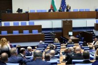 Първо четене за промените в Изборния кодекс мина в парламента