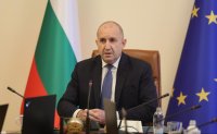 Кабинетът &bdquo;Радев&ldquo; прие програмата си до 2030 г. и обяви съкращения в администрацията