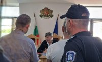 Прокуратурата решава дали да обжалва мерките след акцията срещу &bdquo;Кръв и чест&ldquo;
