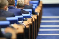 Изслушват кандидатите за управител и подуправител на НЗОК