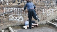 Жестока агресия между деца: Тийнейджъри пребиха момче в София