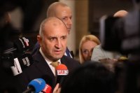 Радев обеща правителството да работи за запазване на въглищната енергетика