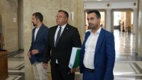 В първия ден за регистрация: "Възраждане" и един инициативен комитет подадоха документи в ЦИК
