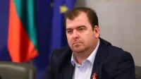 Явор Гечев: Не може продукт със 60% вода да се нарича "сирене"