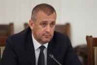 Министър Пеев: МВР ще поеме единния контрол на пътя, проверките ще са по рисков профил